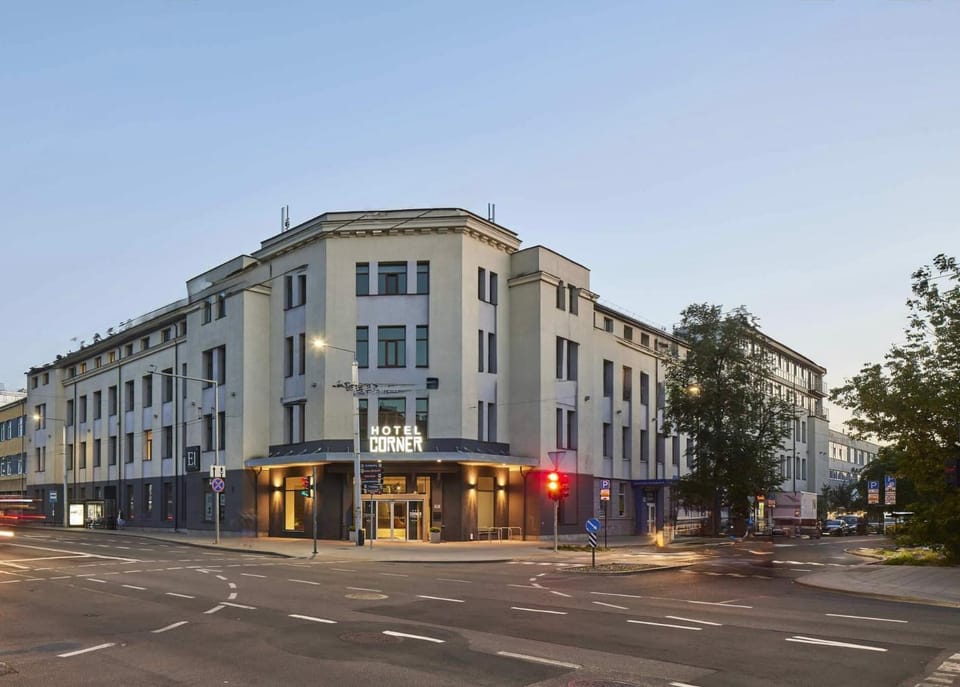 Property building, Street view