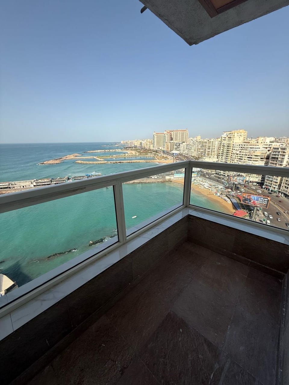Day, Natural landscape, View (from property/room), Balcony/Terrace, Beach, City view, Sea view