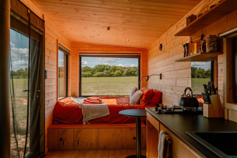 Bed, Natural landscape, Kitchen or kitchenette, Photo of the whole room, Bedroom, towels