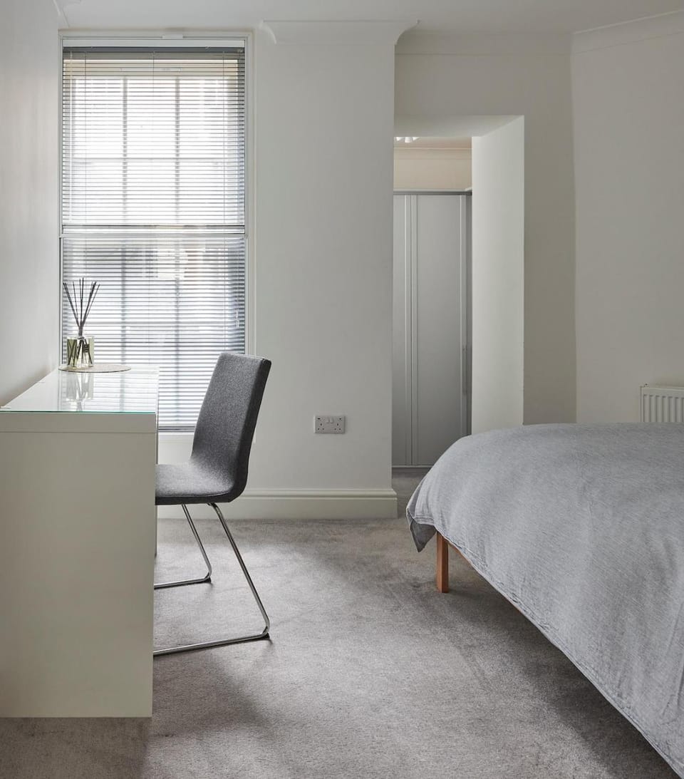 2 Bed Flat Trafalgar Square with Aircon Apartment in City of Westminster