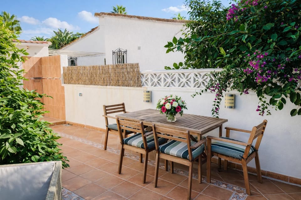 Patio, Garden, Balcony/Terrace