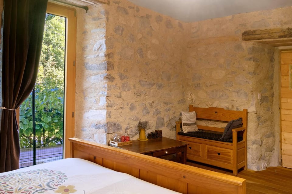Living room, Bedroom