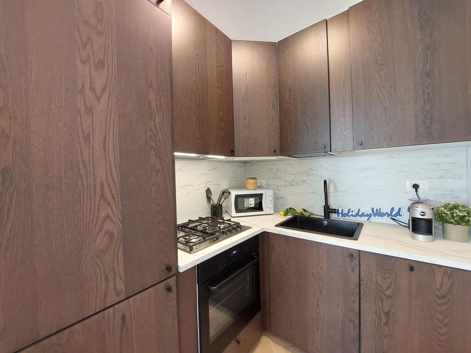 Kitchen or kitchenette, oven, stove