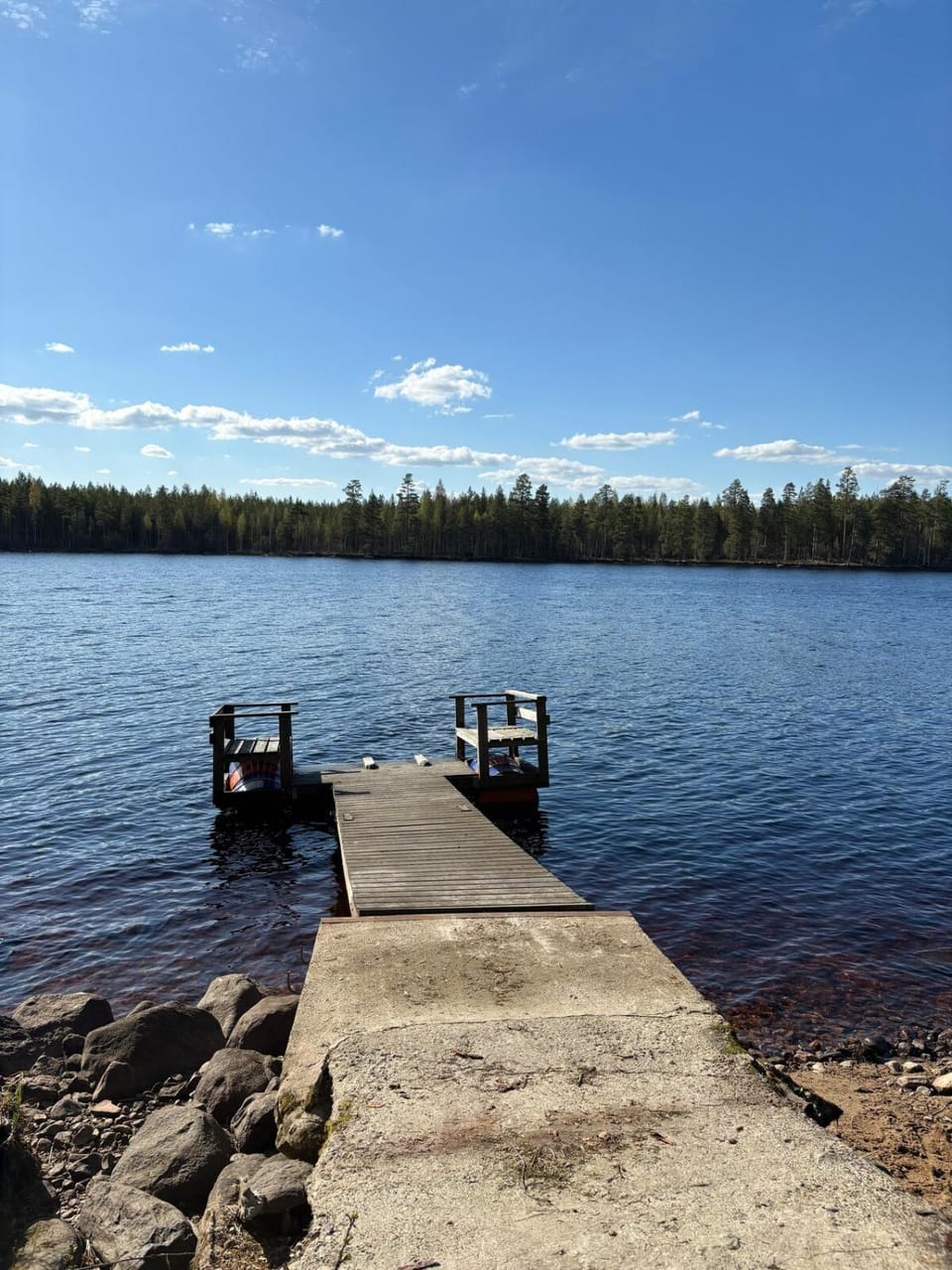 Mökki järvenrannalla Chalet in Finland