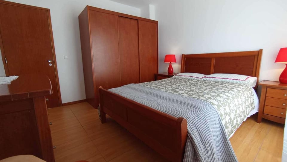 Bed, Bedroom, wardrobe