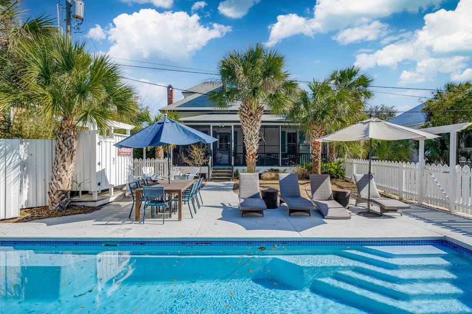 As Time Goes By by Tybee Cottages House in Tybee Island