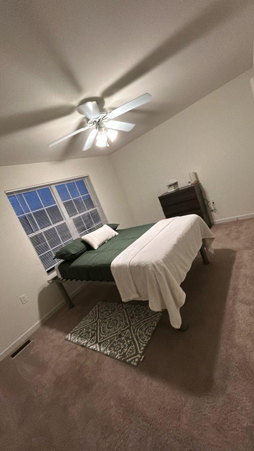 New Modern Comfort with Pool and Clubhouse Apartment in Columbia