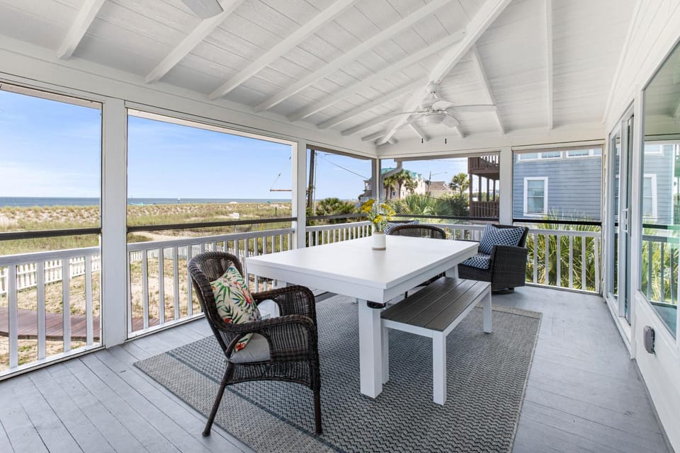 Tybee Dunes Oceanfront by Tybee Cottages House in Tybee Island