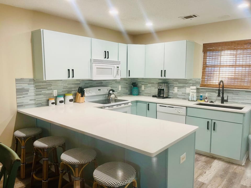 Lullwater Cottage by Tybee Cottages House in Tybee Island