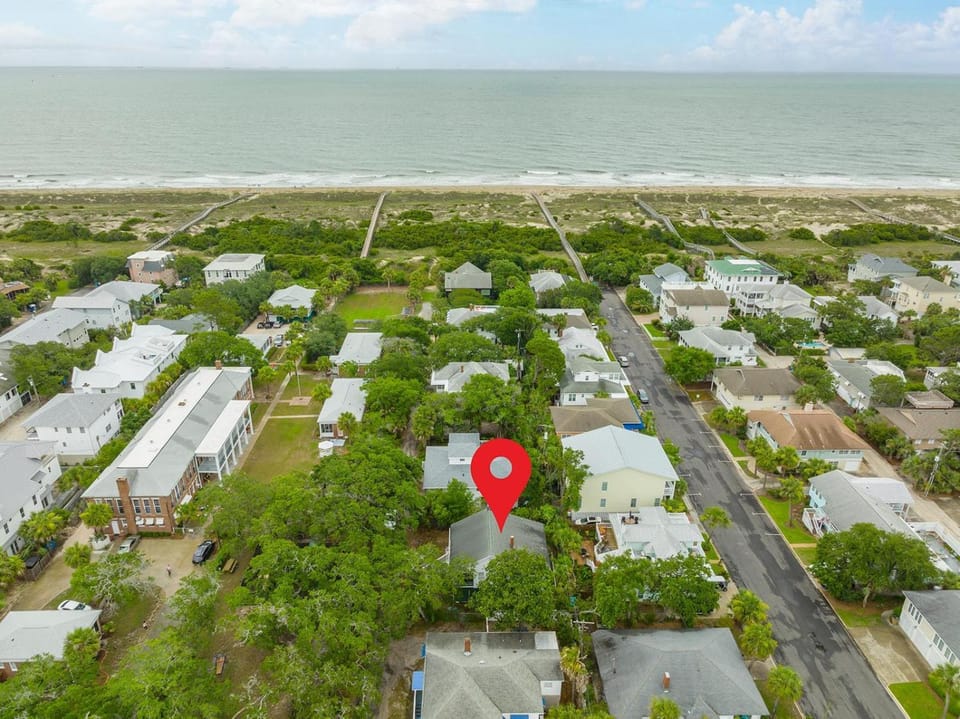 TYBeeach Cottage by Tybee Cottages House in Tybee Island