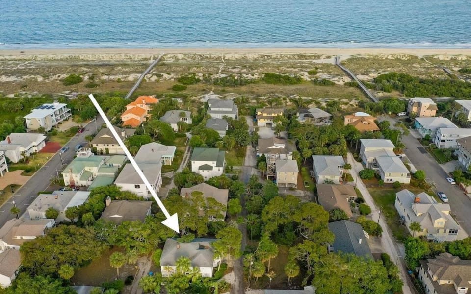 Wicker Cottage by Tybee Cottages House in Tybee Island