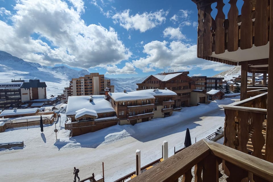 Winter, Balcony/Terrace, Mountain view, Mountain view