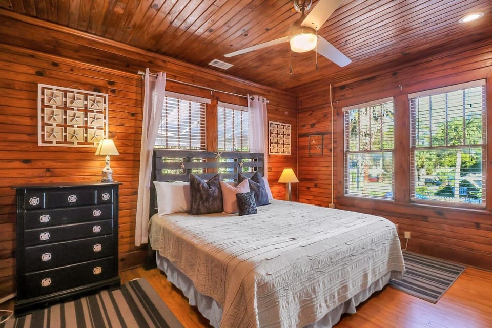 Wish Upon a Starfish Cottage by Tybee Cottages House in Tybee Island