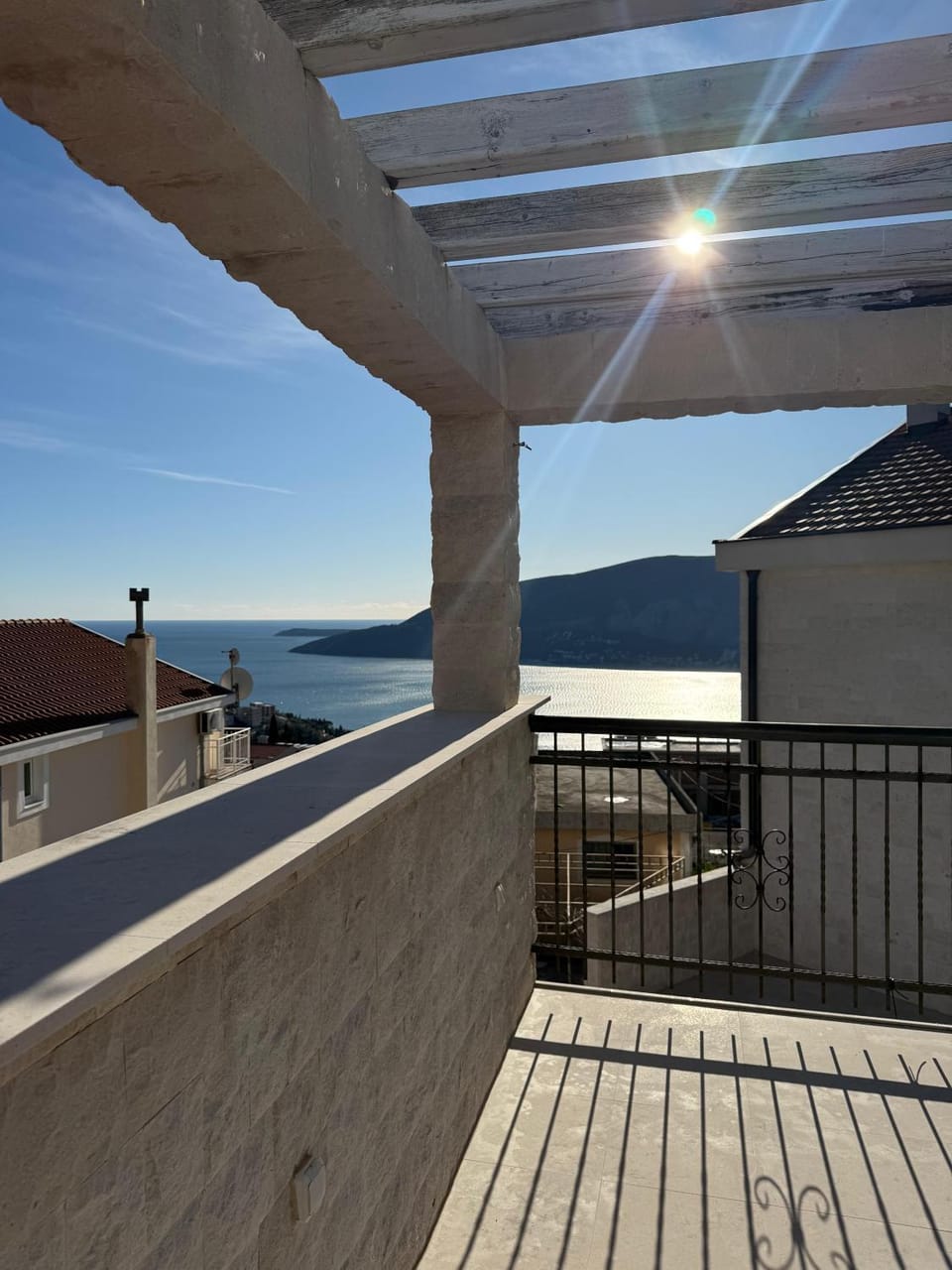 Villa Herceg Novi - Sunny Hill Villa in Montenegro