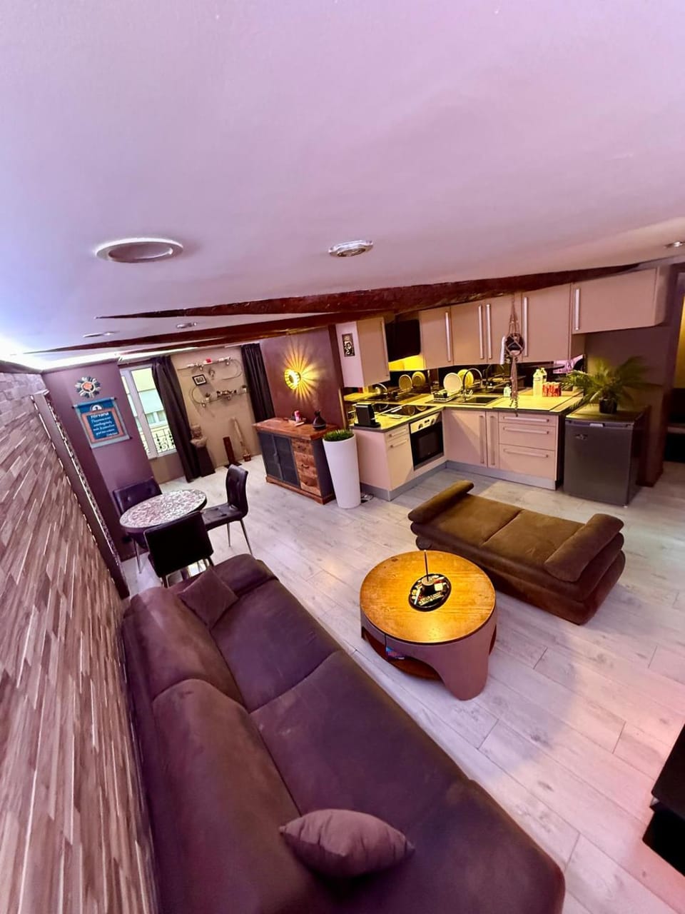 Lounge or bar