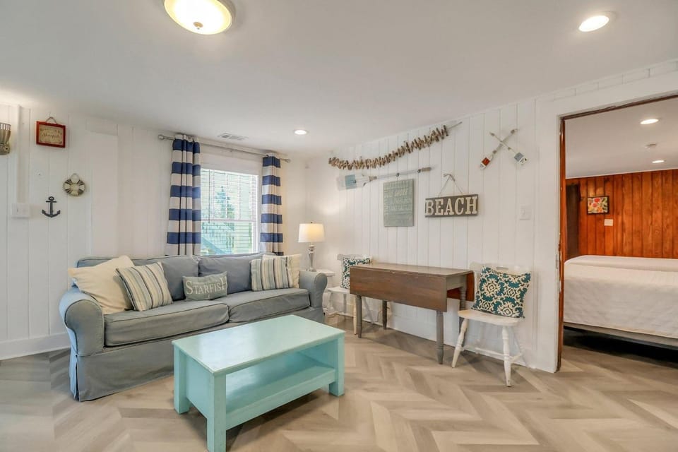 Wish Upon a Lil' Starfish by Tybee Cottages Apartment in Tybee Island