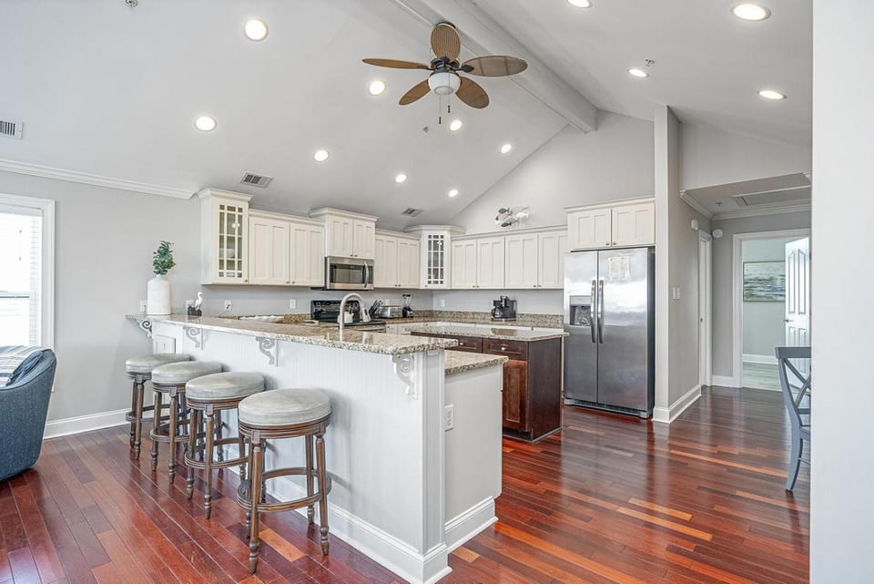 Point of View by Tybee Cottages House in Tybee Island
