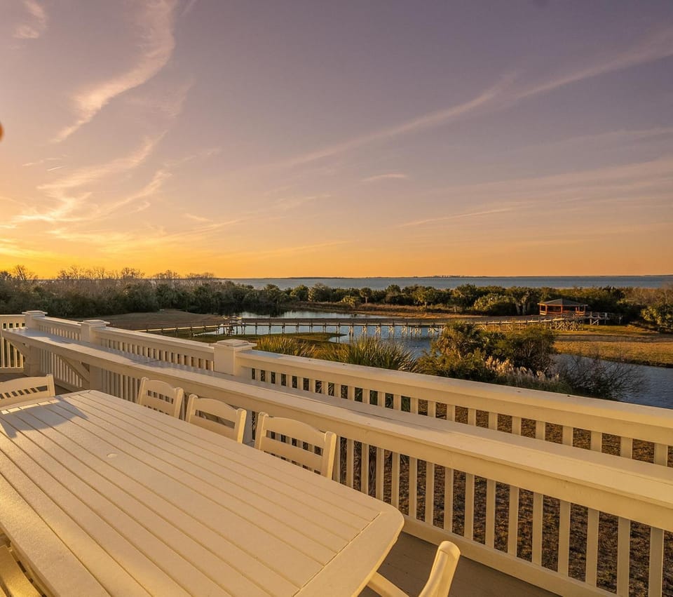 Captains Cabana by Tybee Cottages House in Tybee Island