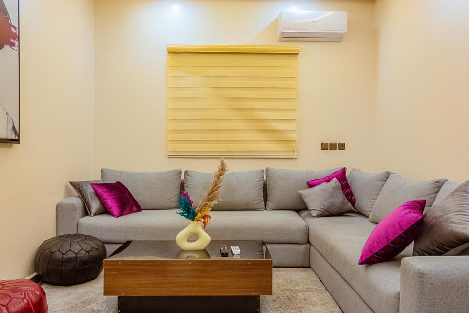 Living room, Seating area, air conditioner
