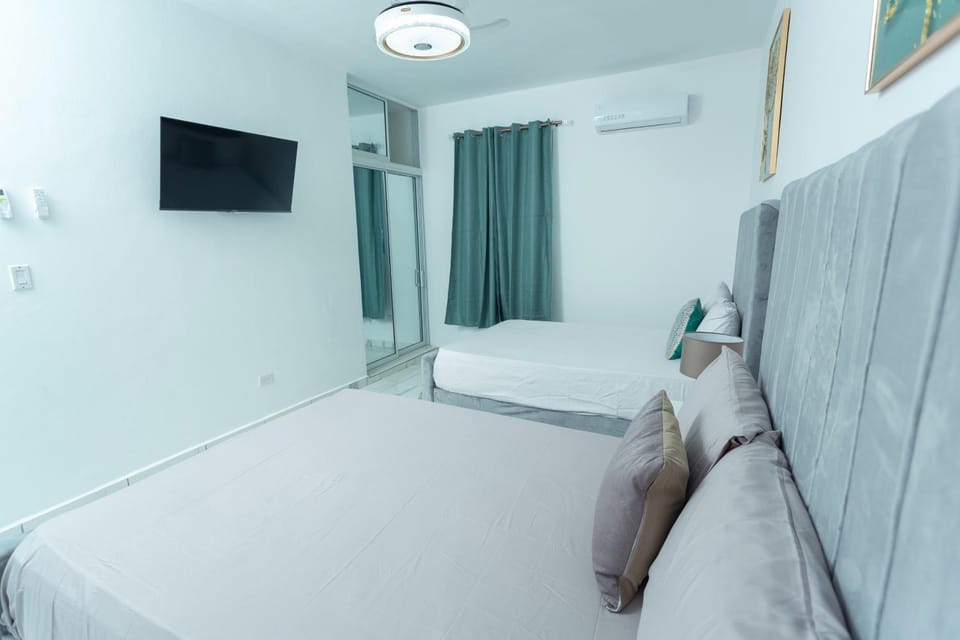 Bed, TV and multimedia, Bedroom, air conditioner