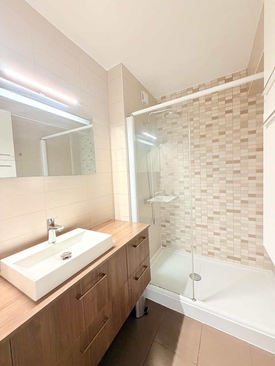 M046 Marquer Joli T3 Apartment in Annemasse