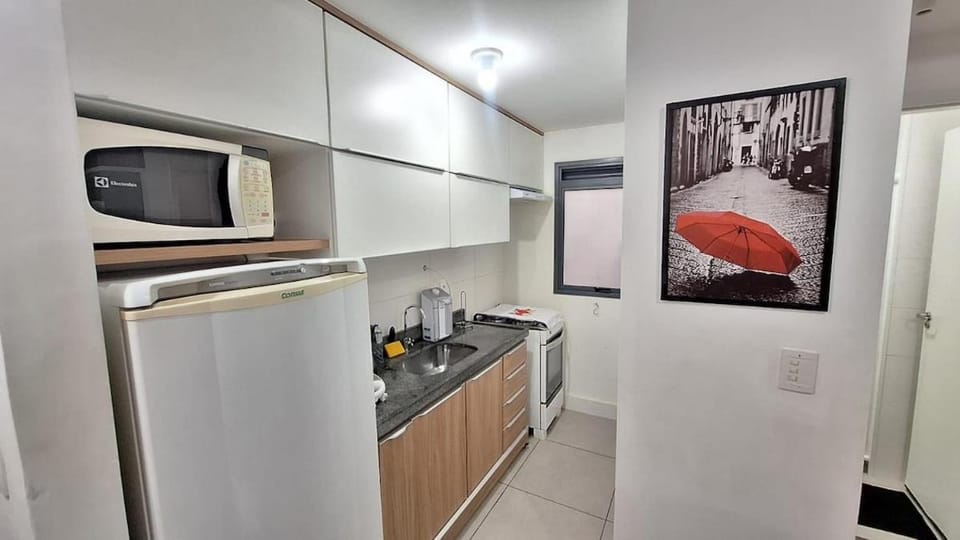 seu lar moderno, com varanda, piscina e academia Apartment in Santa Teresa