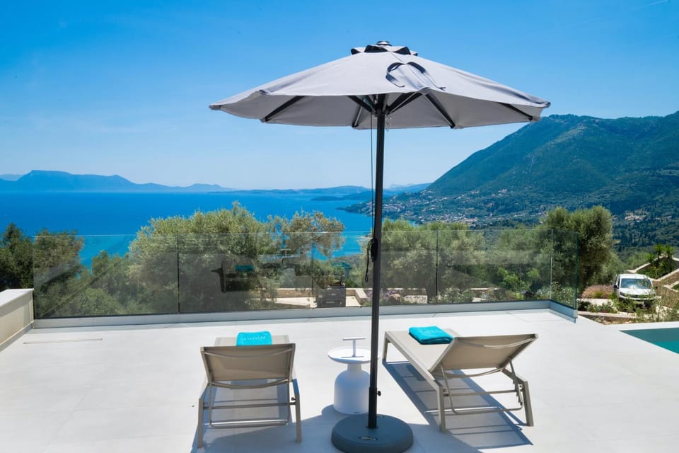 Balcony/Terrace, sunbed