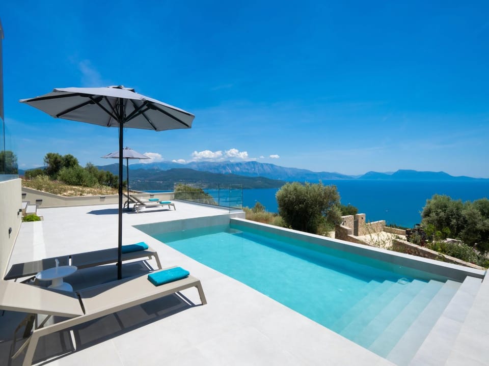 Natural landscape, Swimming pool, sunbed