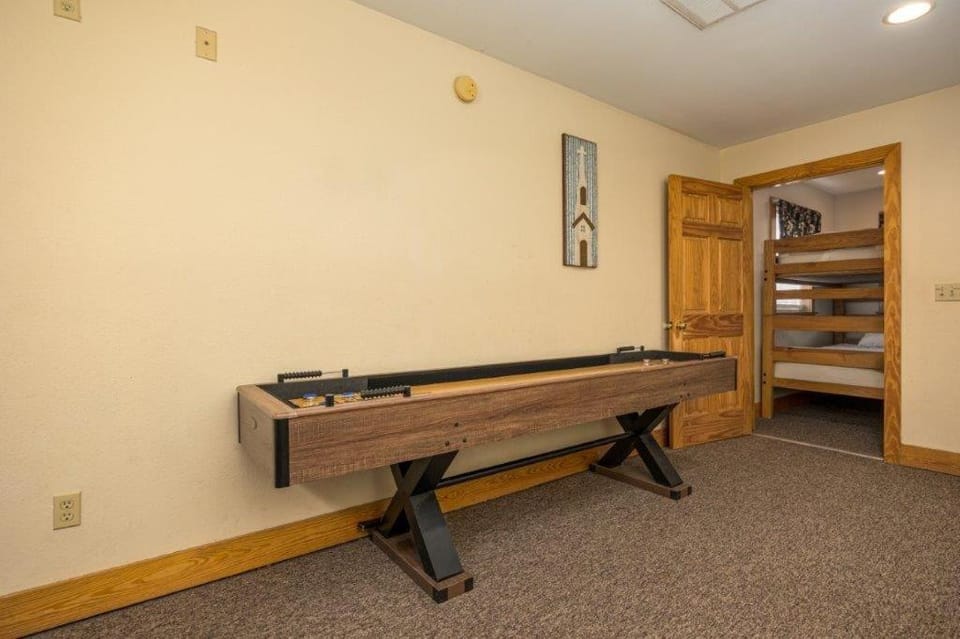 Briarstone Lodge Condo 13A Apartment in Pigeon Forge