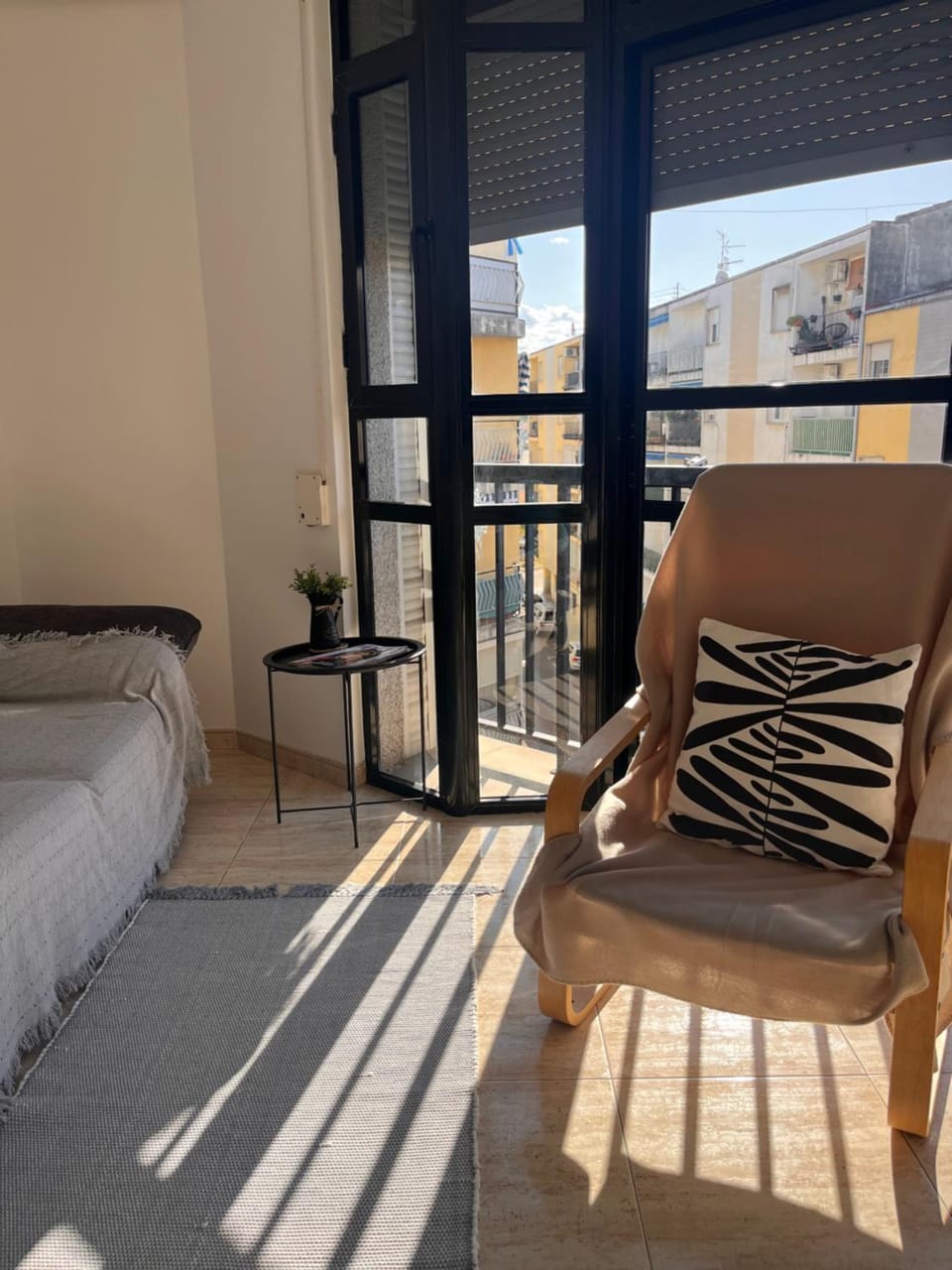 Day, View (from property/room), Living room, Seating area