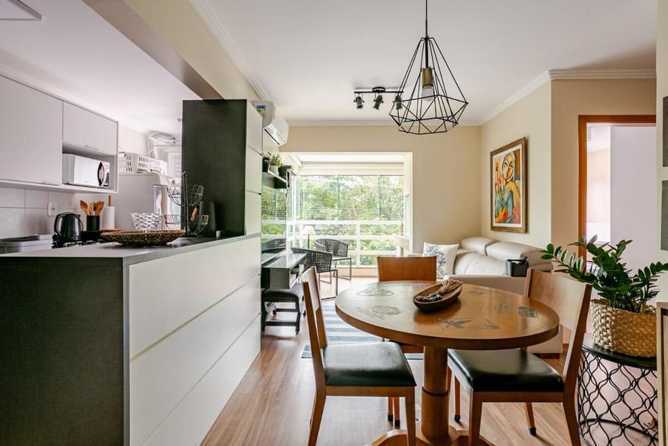 Apartamento super bem avaliado no Jurerê internacional!!! Apartment in Florianopolis