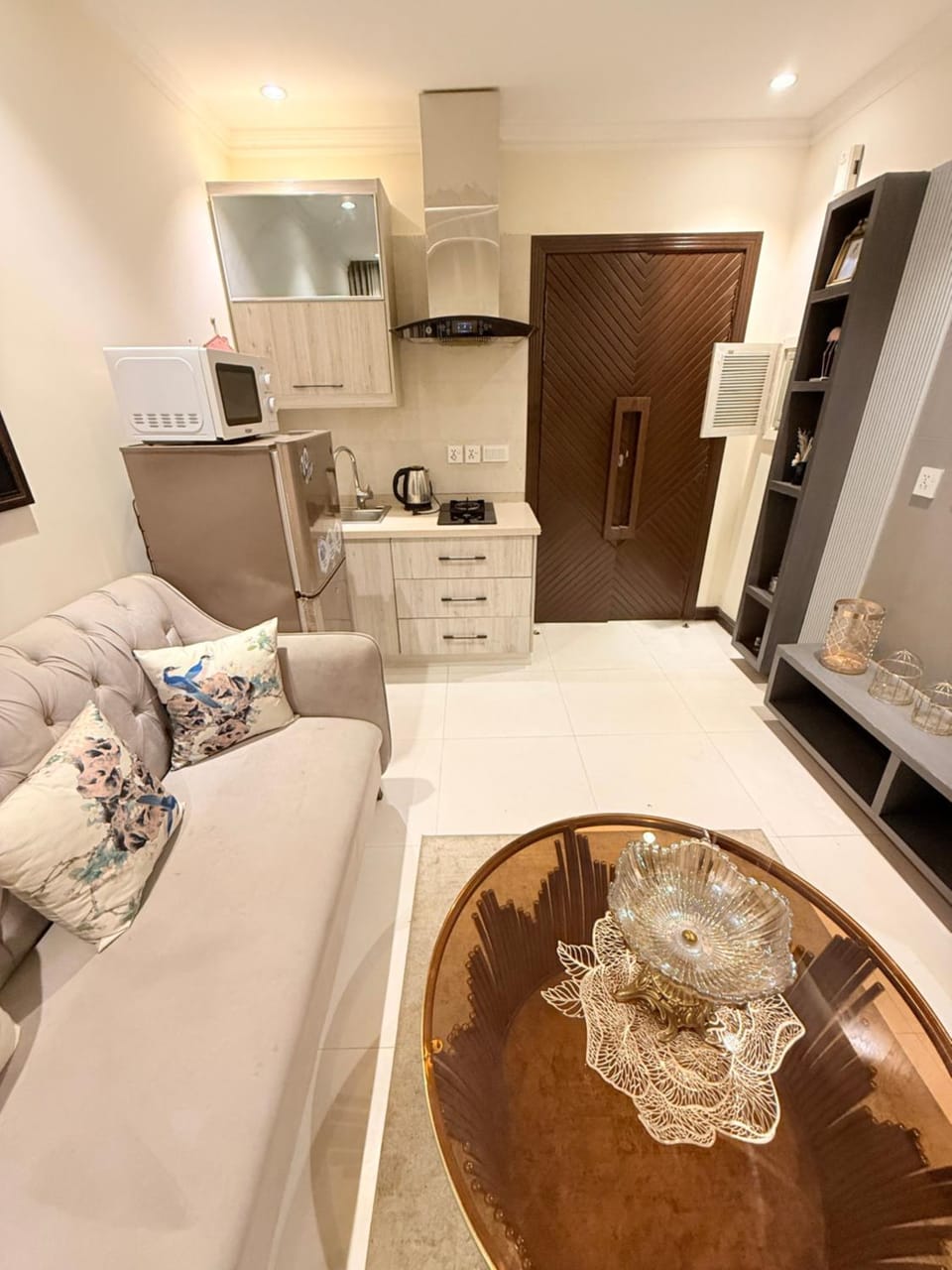 Eiffel square Apartment in Lahore