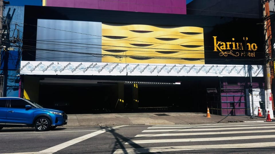Property building, Facade/entrance, Day, Street view, Location