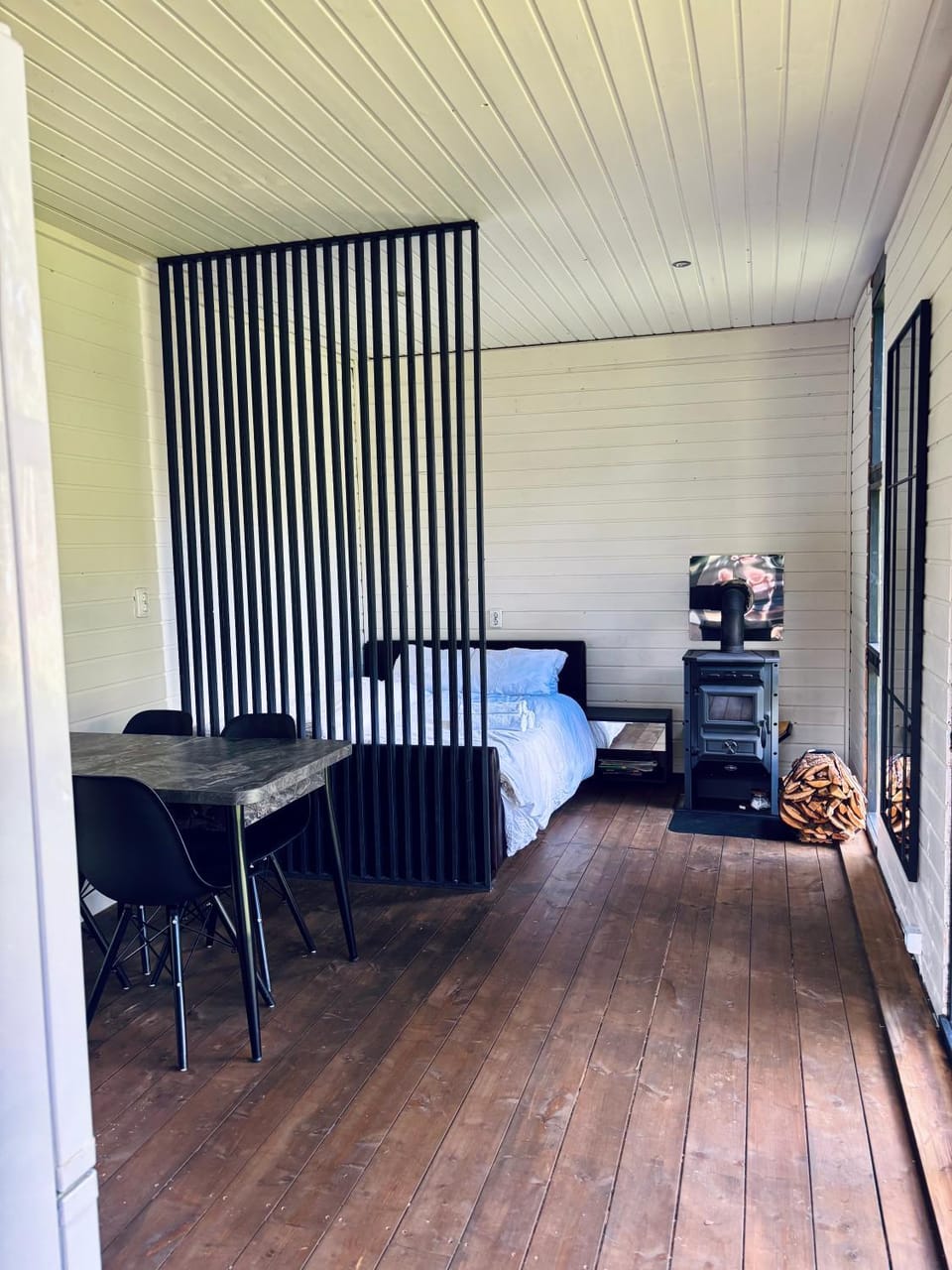 Dining area, Bedroom