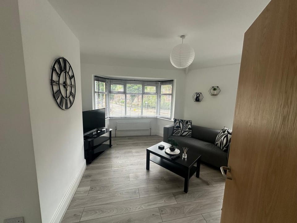 Stay local Apartment in Hull