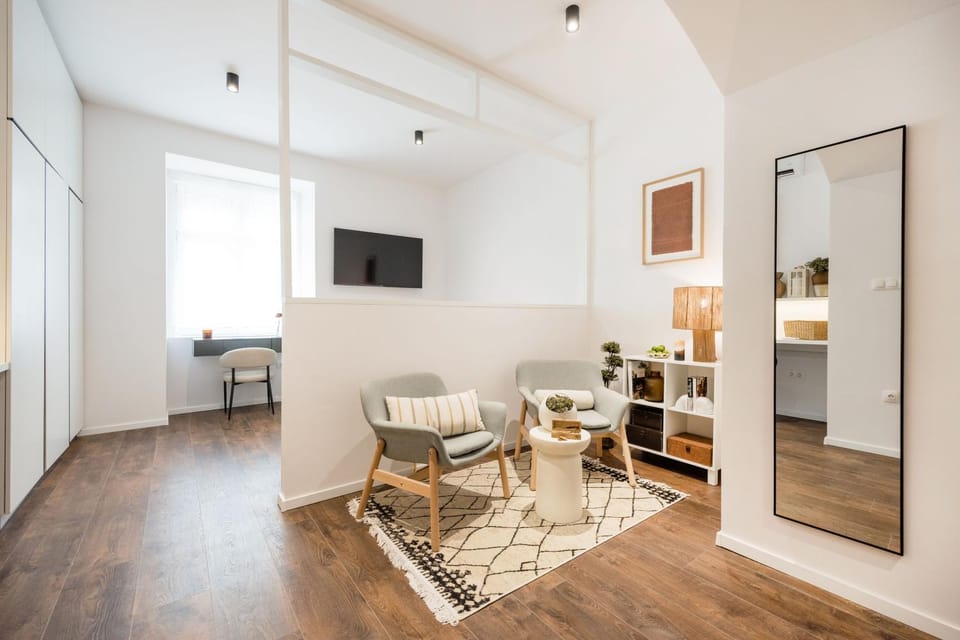 TV and multimedia, Living room, Seating area