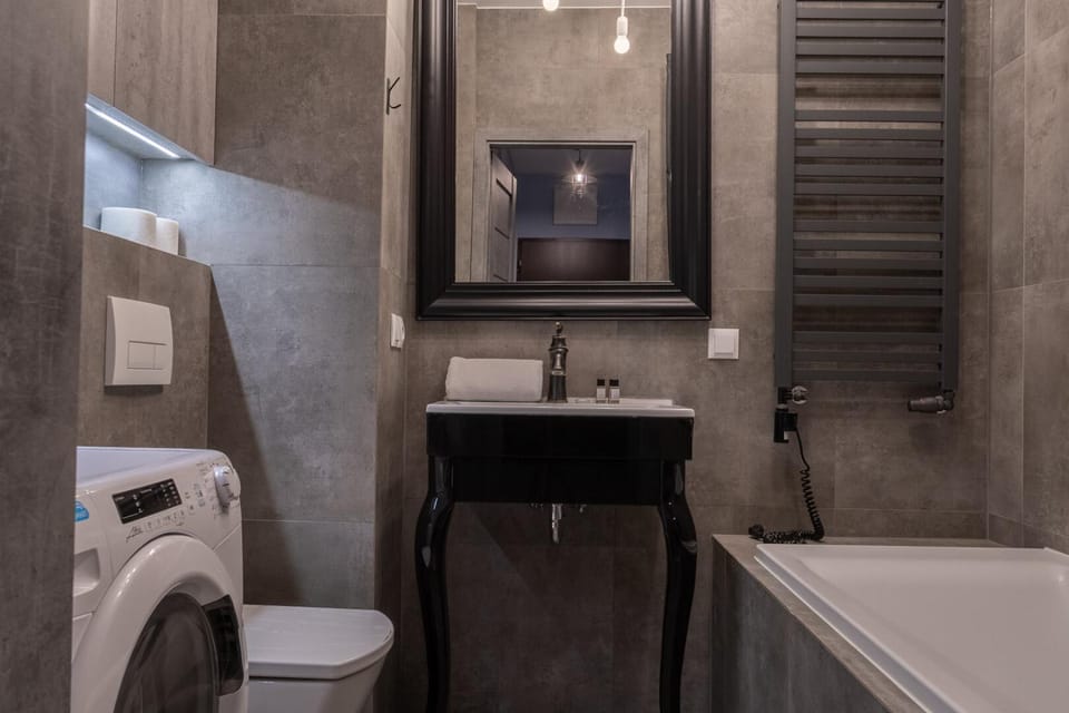 Spacious Apartment - Mokotów - Balcony - Garage Apartment in Warsaw