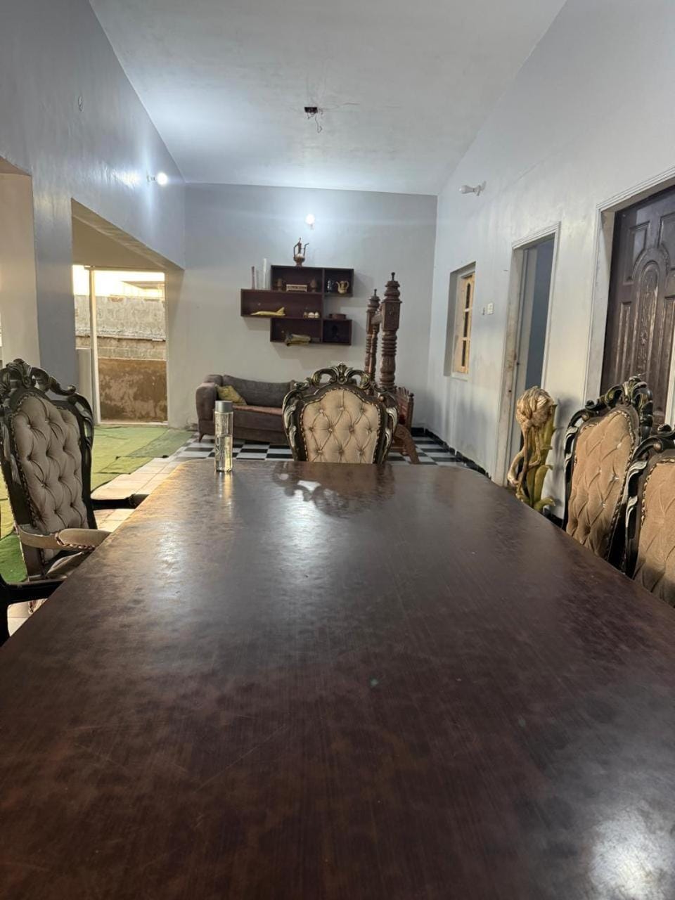 Seating area