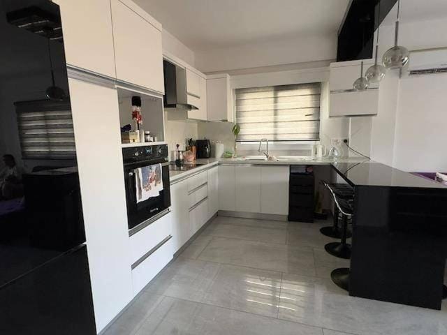 Modern apartment Apartment in Nicosia City