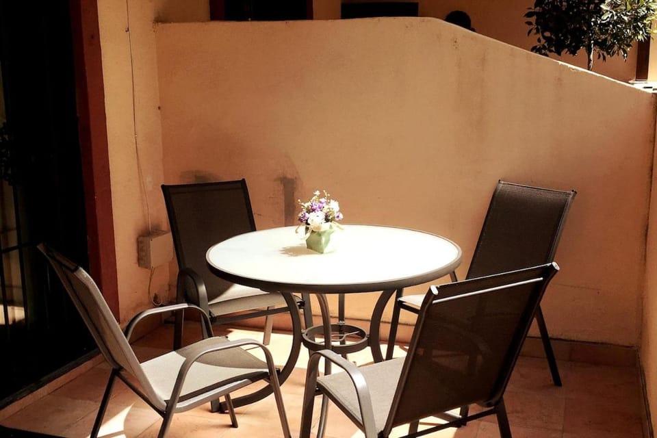 Stunning attached house with shared pool, 3' to the beach House in Benalmadena