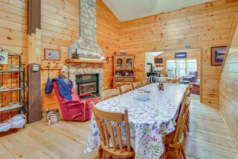 Cabin Comfort Near PSU! Fire Pit & On-Site Trails Cabin in Allegheny River