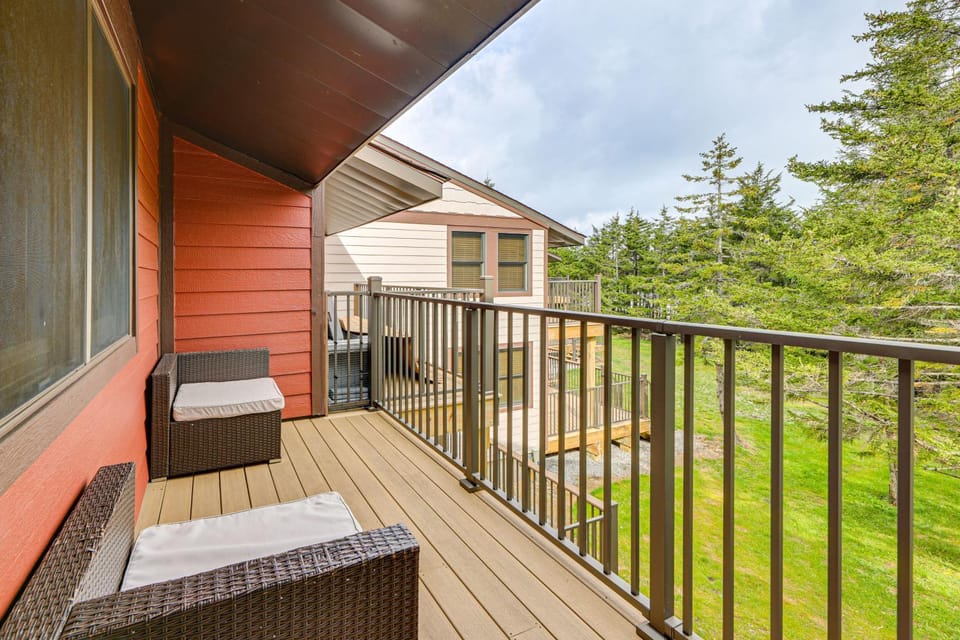 Ski, Hike, Bike! Family Haven at Snowshoe Mountain House in Snowshoe
