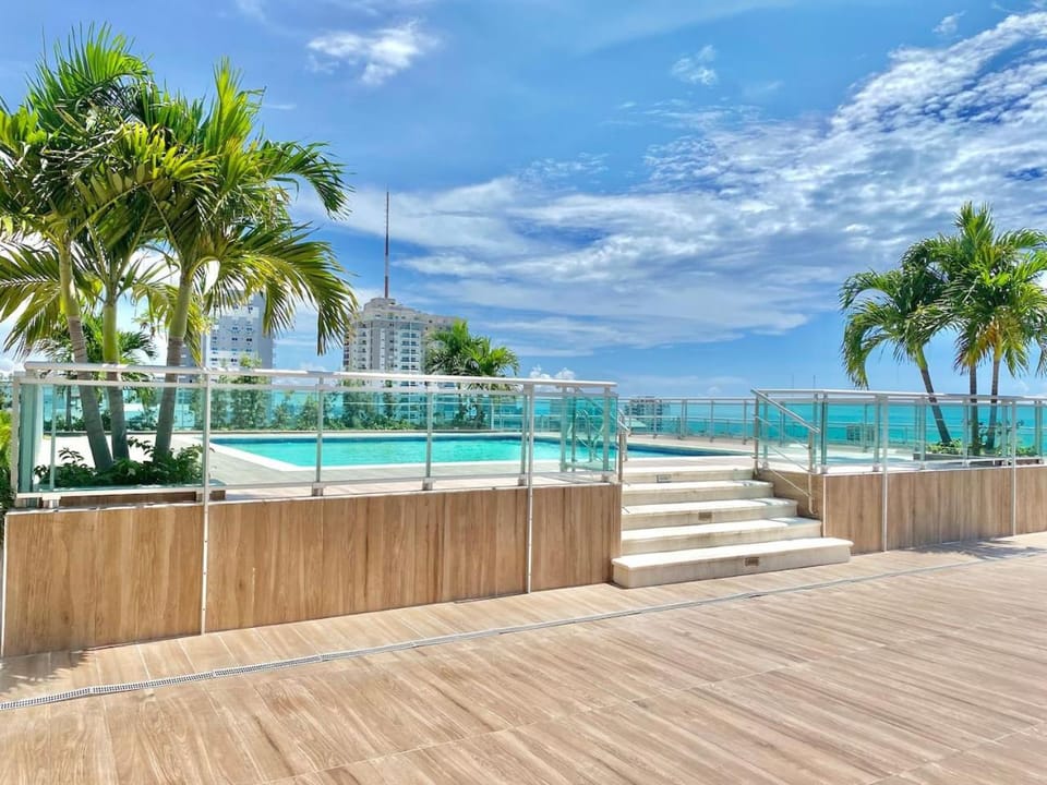 Pool view, Swimming pool
