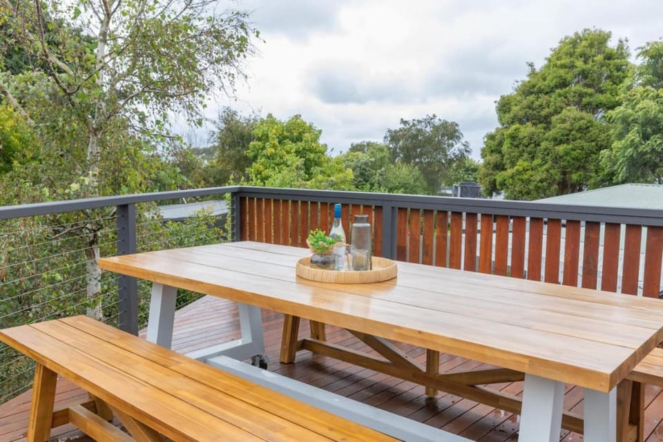 The Whale Pod - Serene Family Retreat House in Apollo Bay