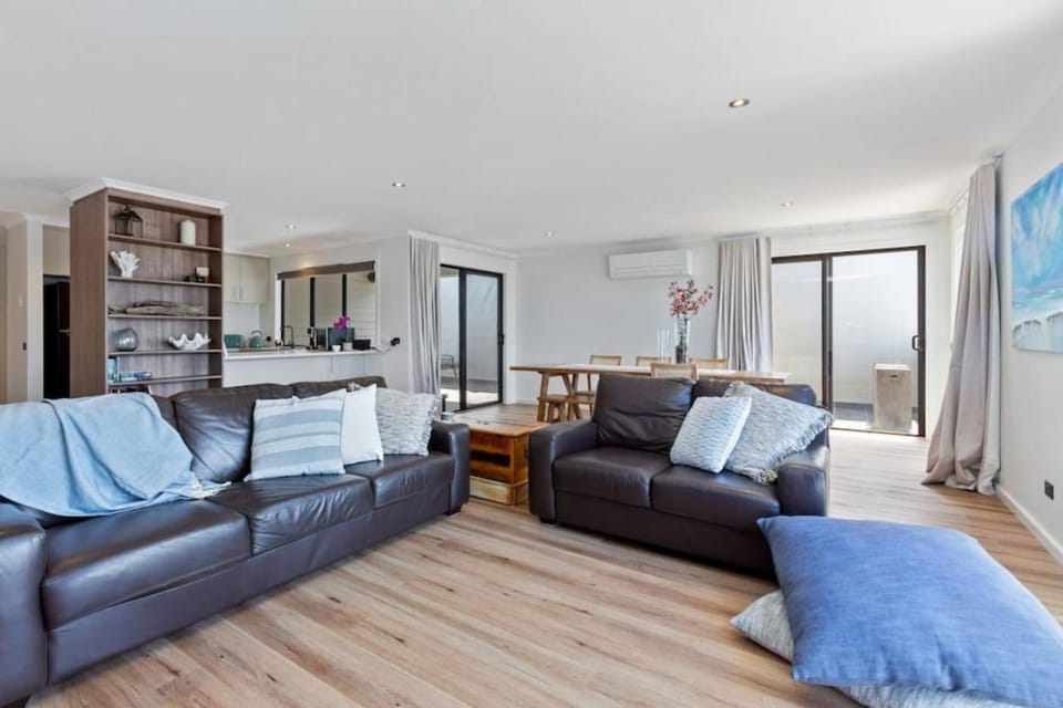 Pebbles on Pascoe - Central apartment Apartment in Apollo Bay