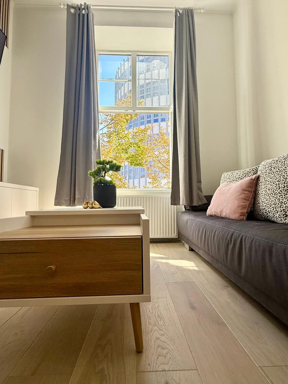 Bed, View (from property/room), Living room, Seating area