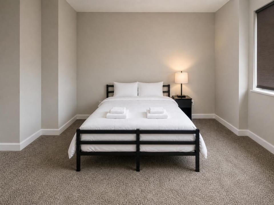 CozyLuxe Suite R&R HoF, Casino, Stadium, Airport Apartment in Cleveland Heights