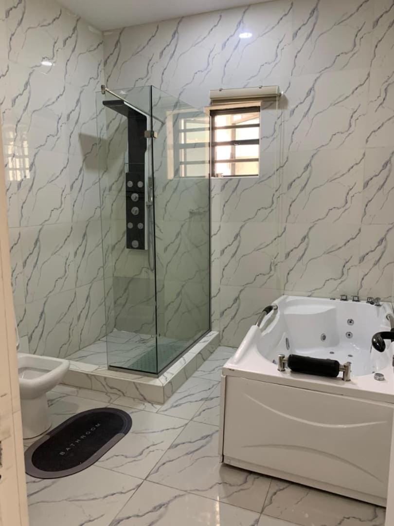 4 bedroom terrace apartment, Ikate, Lagos Apartment in Lagos, Nigeria
