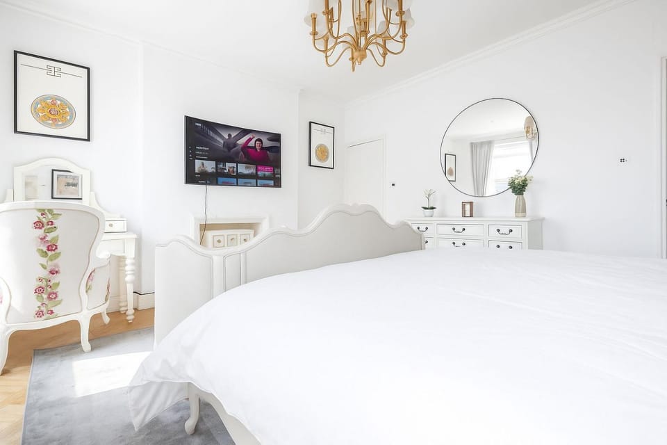 Large Belgravia Georgian Mansion House House in City of Westminster