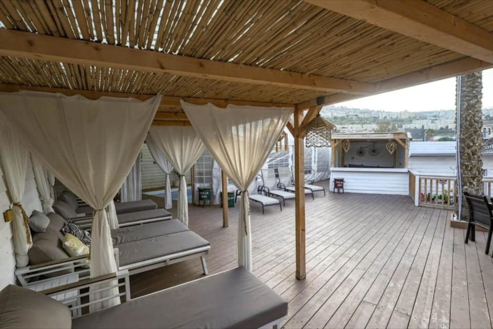 Patio, Day, Balcony/Terrace